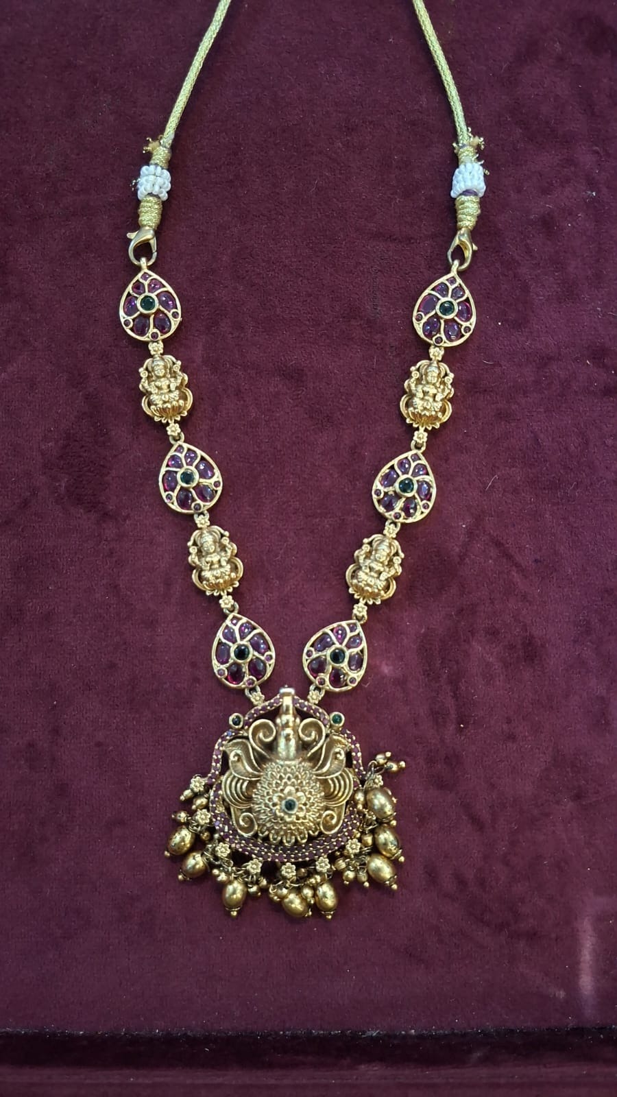 Peacock small set