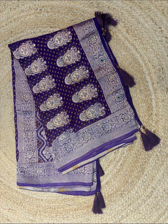 Purple Bandhani duppata