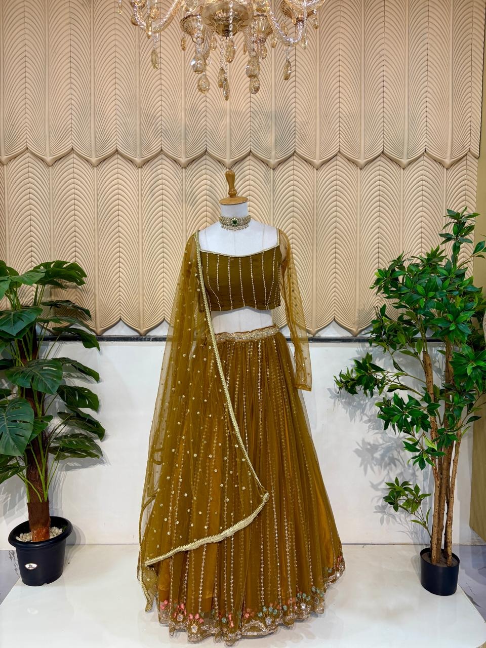 mehendi colour new lehenga 