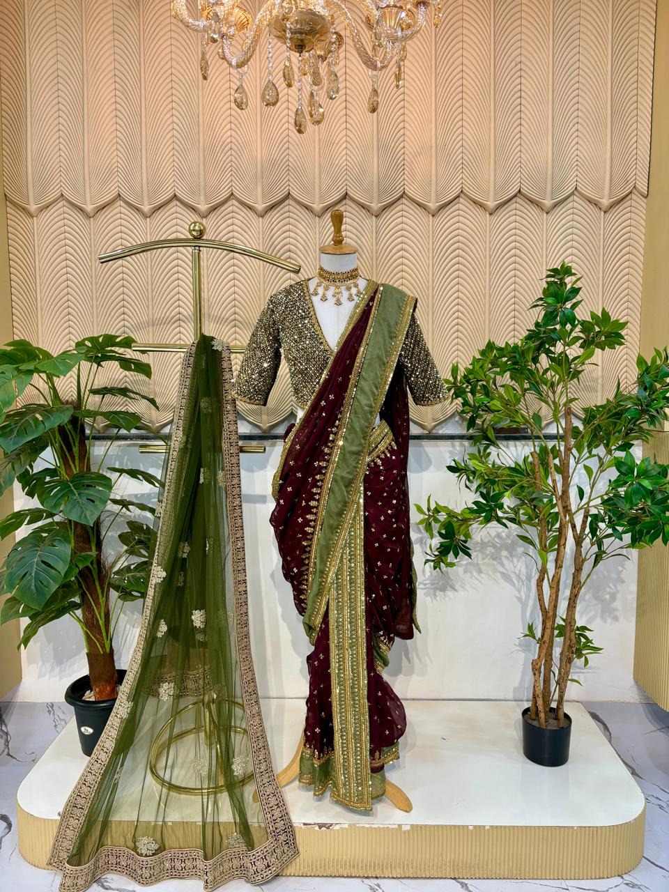 Brown Green devsena nauvari 