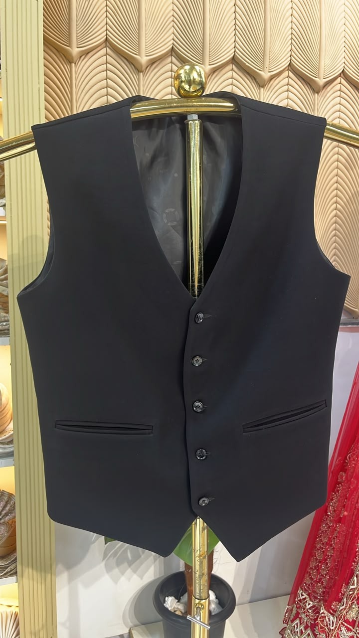 Black v neck Waist coat 40